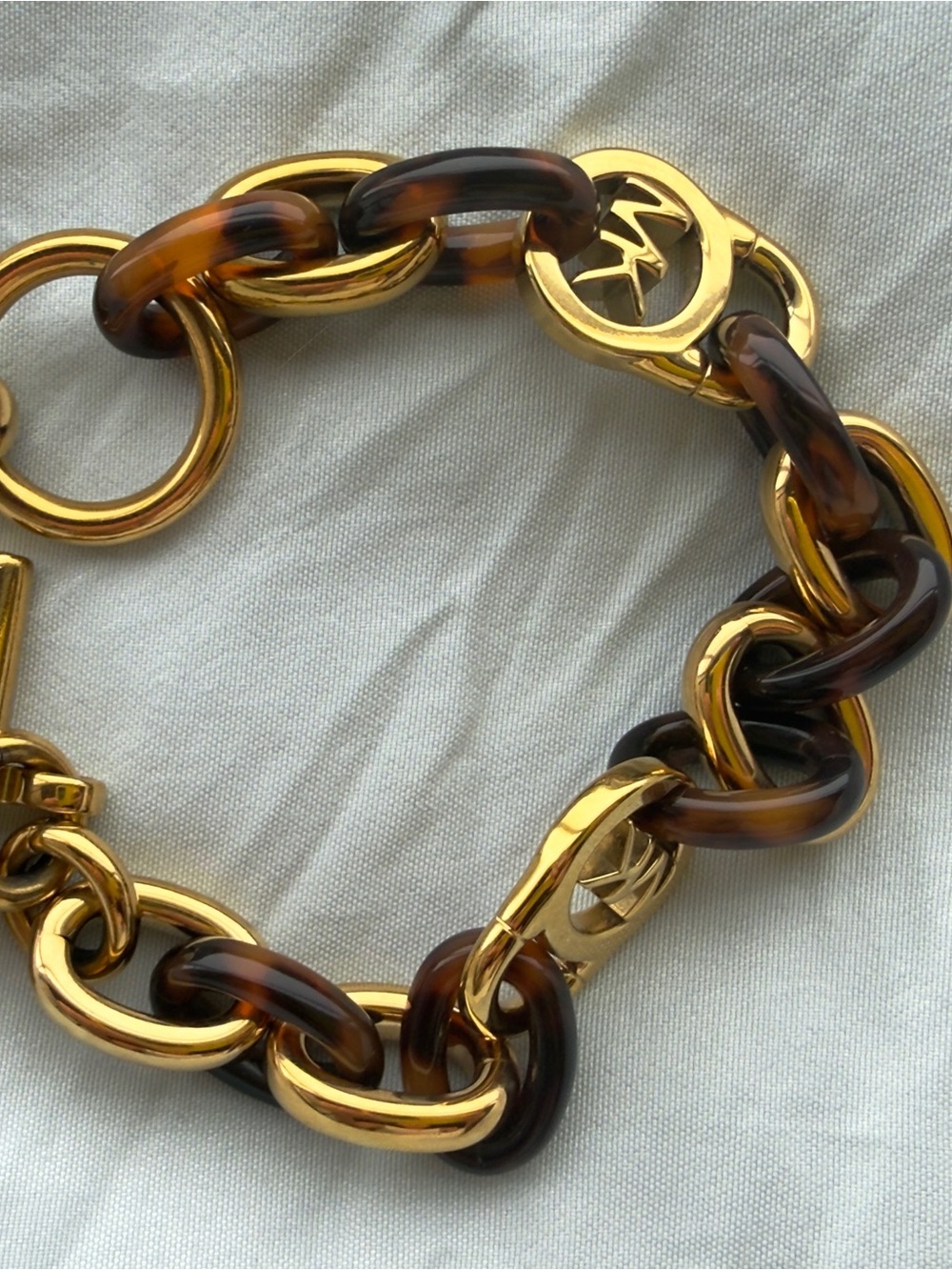 Michael Kors Gold and Tortoise Chain-Link Bracelet